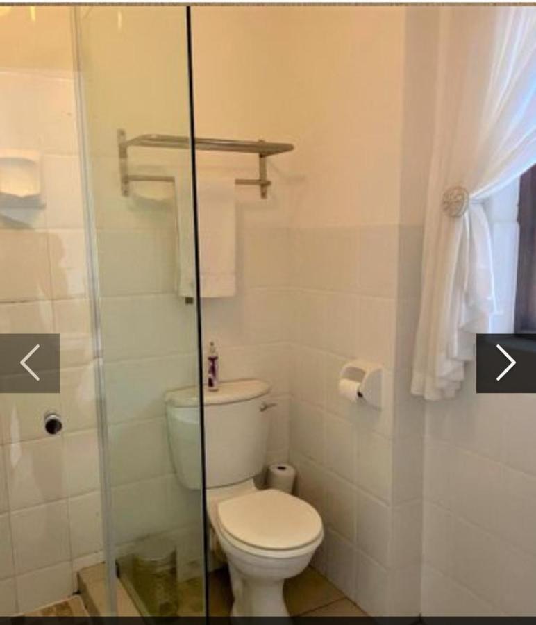 Appartamento Castelton 48A Plettenberg Bay Esterno foto