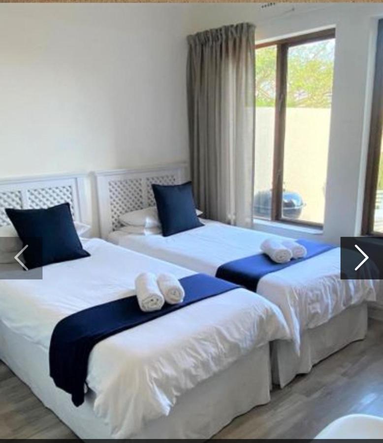 Appartamento Castelton 48A Plettenberg Bay Esterno foto